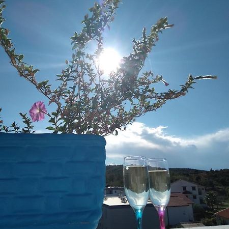 Apartments "Sun-Sea" Lopar Exterior foto
